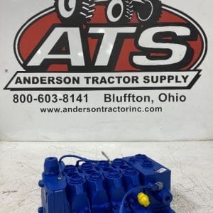 NEW O.E.M. HYDRAULIC VAVLE ASSEMBLY - 84257887