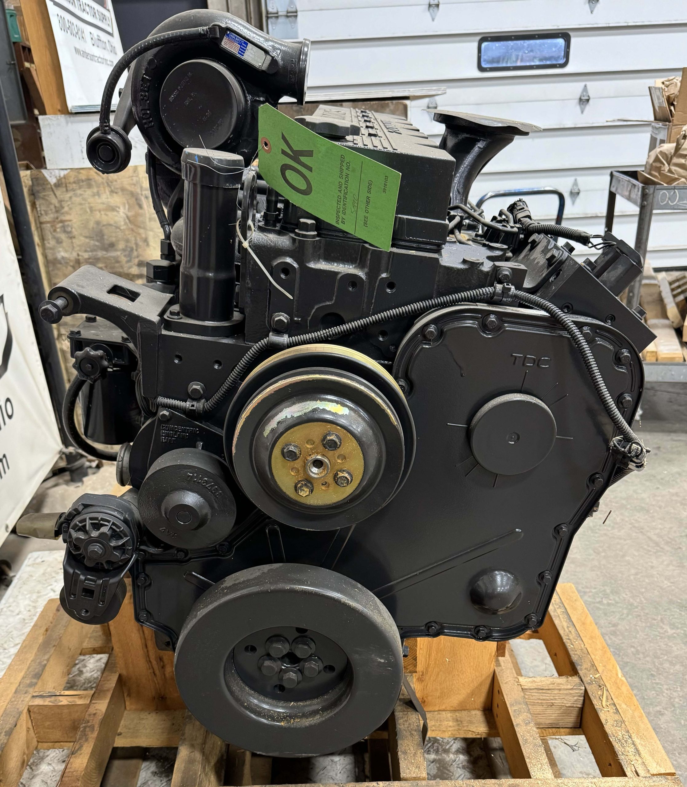 NEW OEM MASSEY FERGUSON 9790 COMBINE ENGINE - 71387730 - Image 2