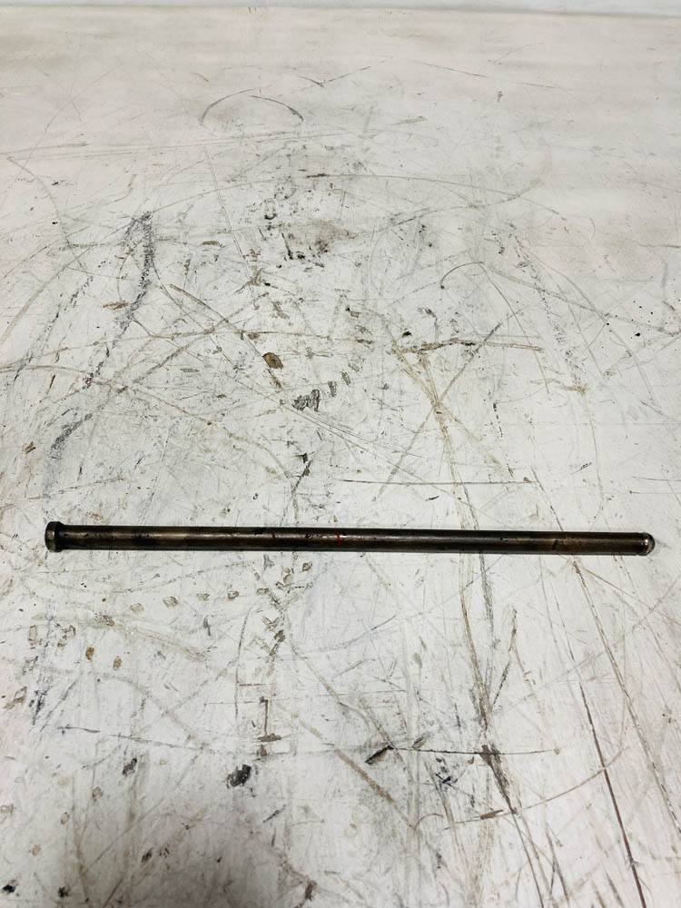 GOOD USED I.H. PUSH ROD - 675405C1 - Image 3