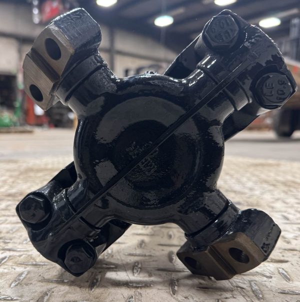 NEW OEM REAR AXLE DRIVE SHAFT - 84300981 - Image 4