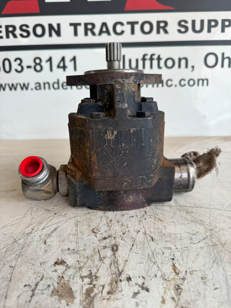 GOOD USED TRANSMISSION OIL PUMP - 84176413 - Image 2