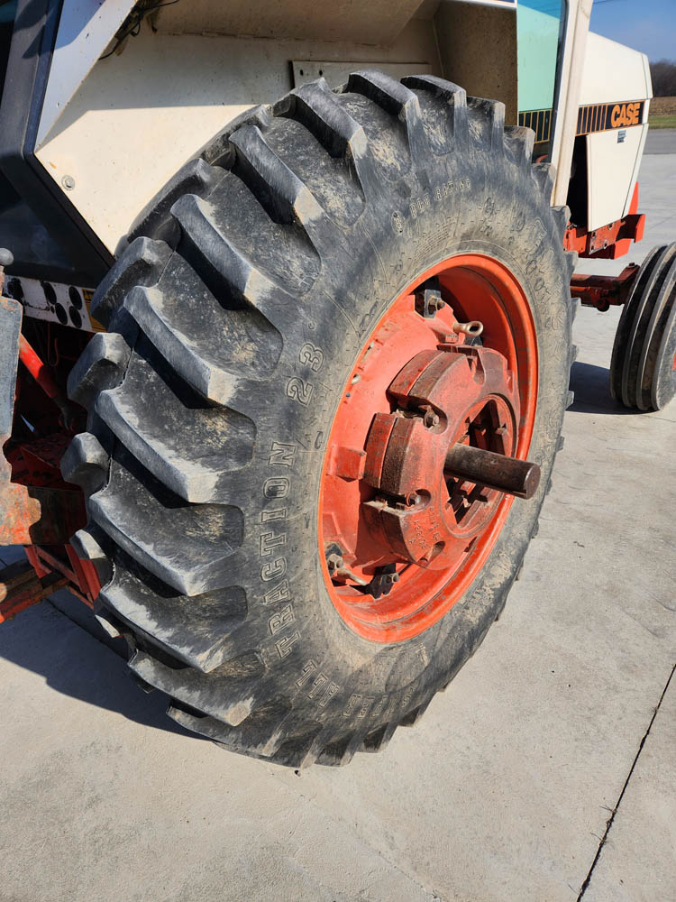1981 CASE 2290 2WD TRACTOR W/ 4455 HRS. - Image 9