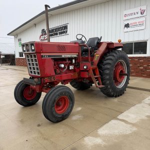 1981 INTERNATIONAL 786 2WD TRACTOR W/ 3543 HRS.