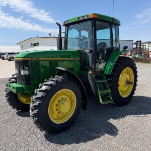 1996 JOHN DEERE 7200 MFWD TRACTOR W/ 3914 HRS.