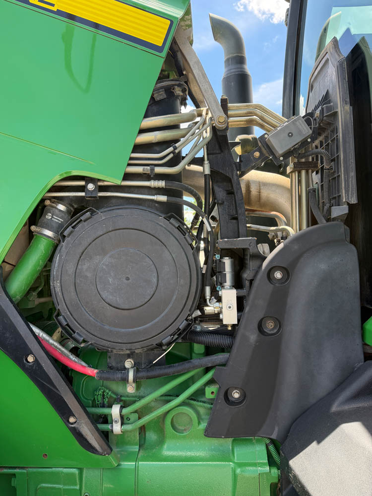 2014 JOHN DEERE 8310R MFWD TRACTOR W/ 8051 HRS. - Image 19