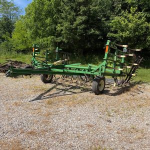JOHN DEERE 12' PULL TYPE FIELD CULTIVATOR