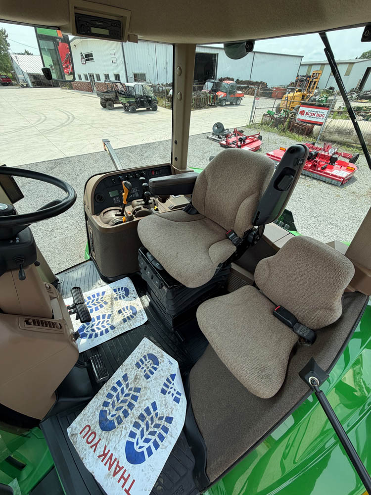 2005 JOHN DEERE 7820 MFWD TRACTOR W/ 1724 HRS. - Image 17