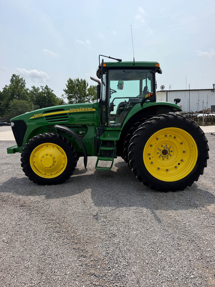 2005 JOHN DEERE 7820 MFWD TRACTOR W/ 1724 HRS. - Image 4